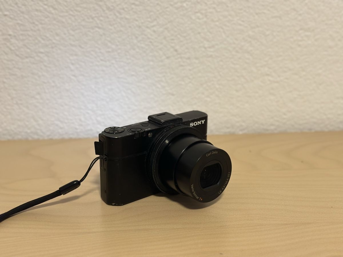 Sony Appareil photo: Sony RX100 II – D'occasion à Raron par wallis87 1