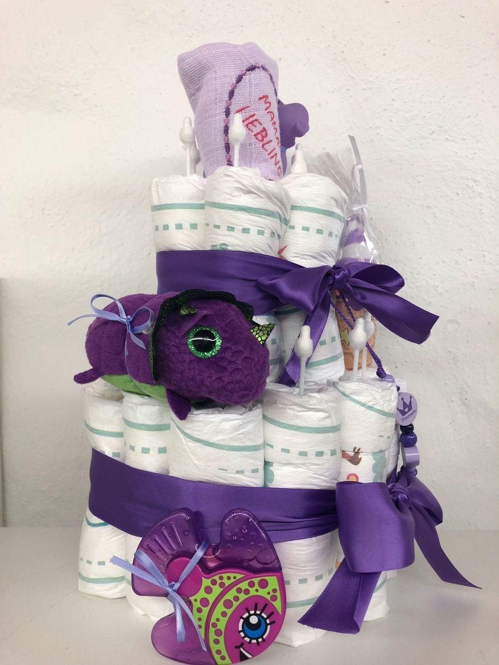 Secchi per pannolini & Pannolini: Windeltorte violette, Baby Geschenk, Geburt, Taufe – Nuovo (secondo la descrizione) da Waldstatt venduto da wundertuete1 3