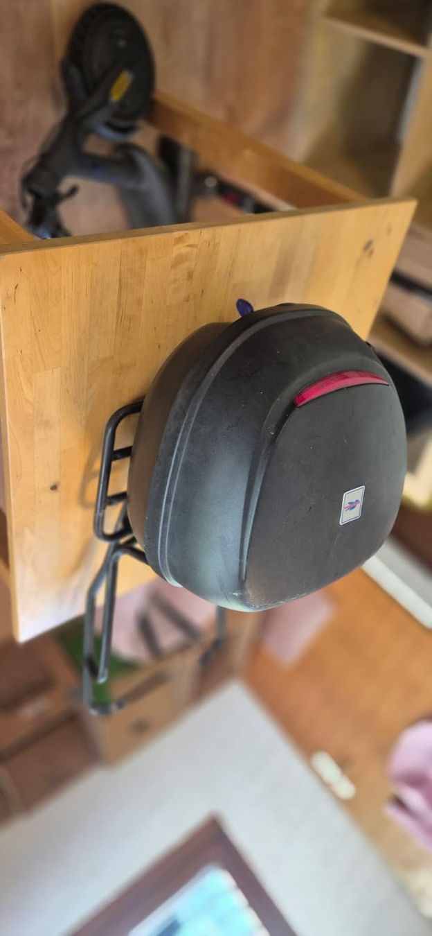 Vespa Topcase: Vespa Cosa 2 TopCase – Gebraucht aus Wetzikon ZH von B3RTO-ZH