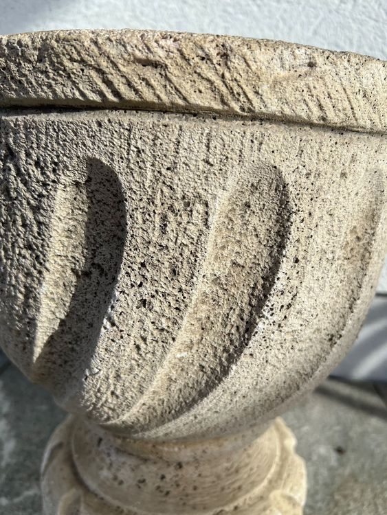 45+ Blumentopf Mit Säule, Es gibt sie mit integrierten blumenschalen