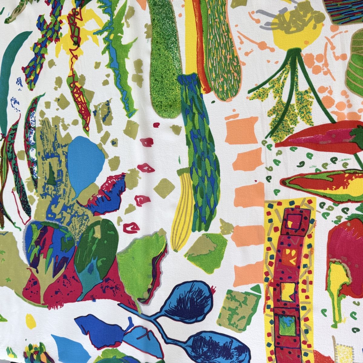 Fabric Frontline Foulard & Sciarpe: FABRIC FRONTLINE Silk Scarf – Usato da Freienbach venduto da Avviivva_Shop 4