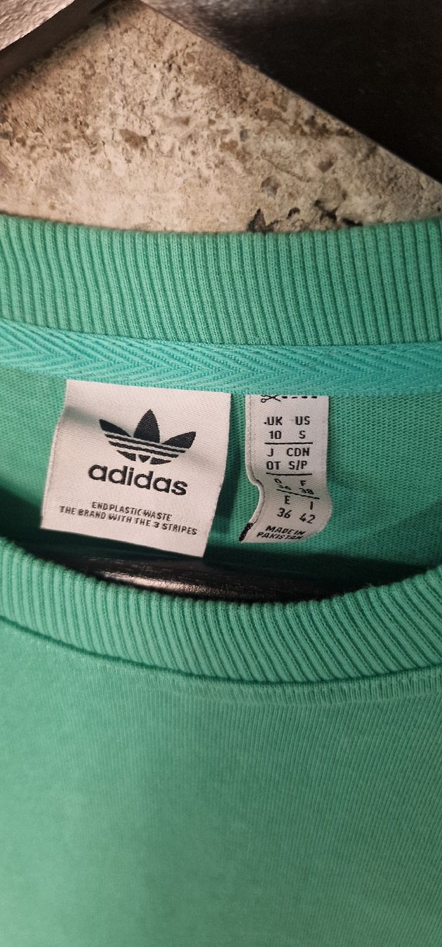 Adidas T-shirt: Adidas T-Shirt Grösse S/M – Nuovo (secondo la descrizione) da Affeltrangen venduto da Szafaoli 1