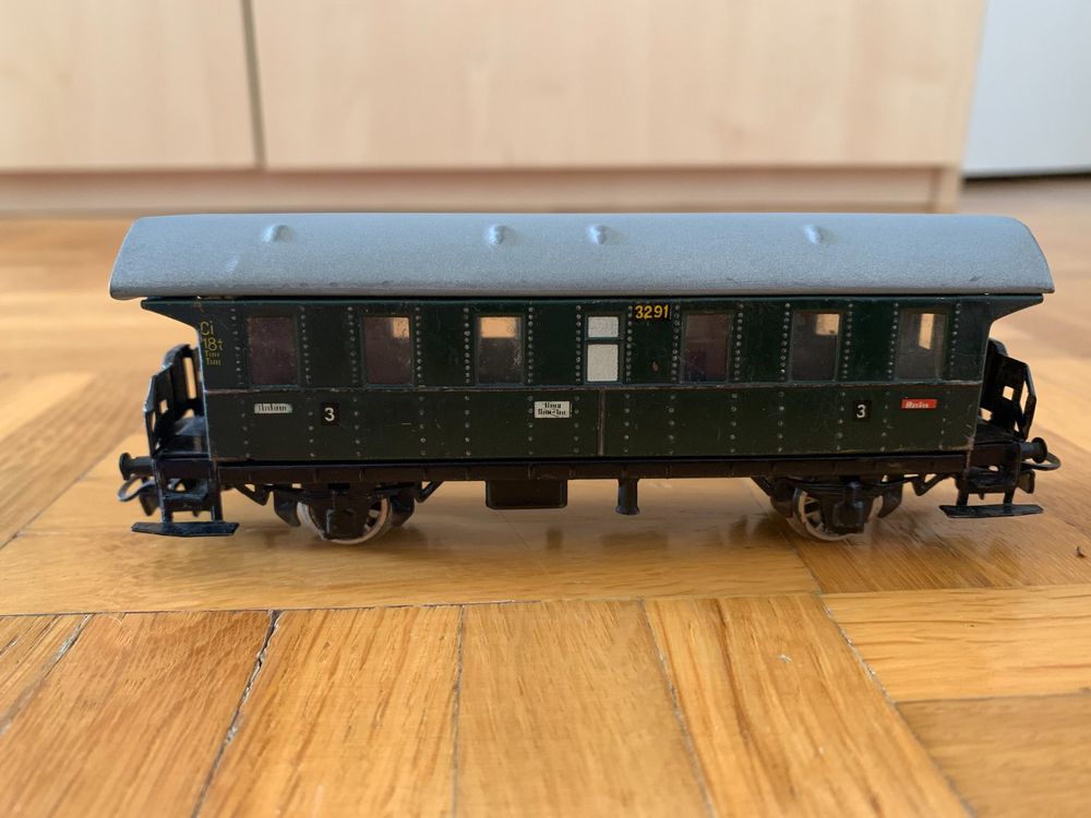 Märklin Wagon Voyageurs 2e Classe DB – Échelle HO, Modèle Ferroviaire Allemand, Collection Train Miniature