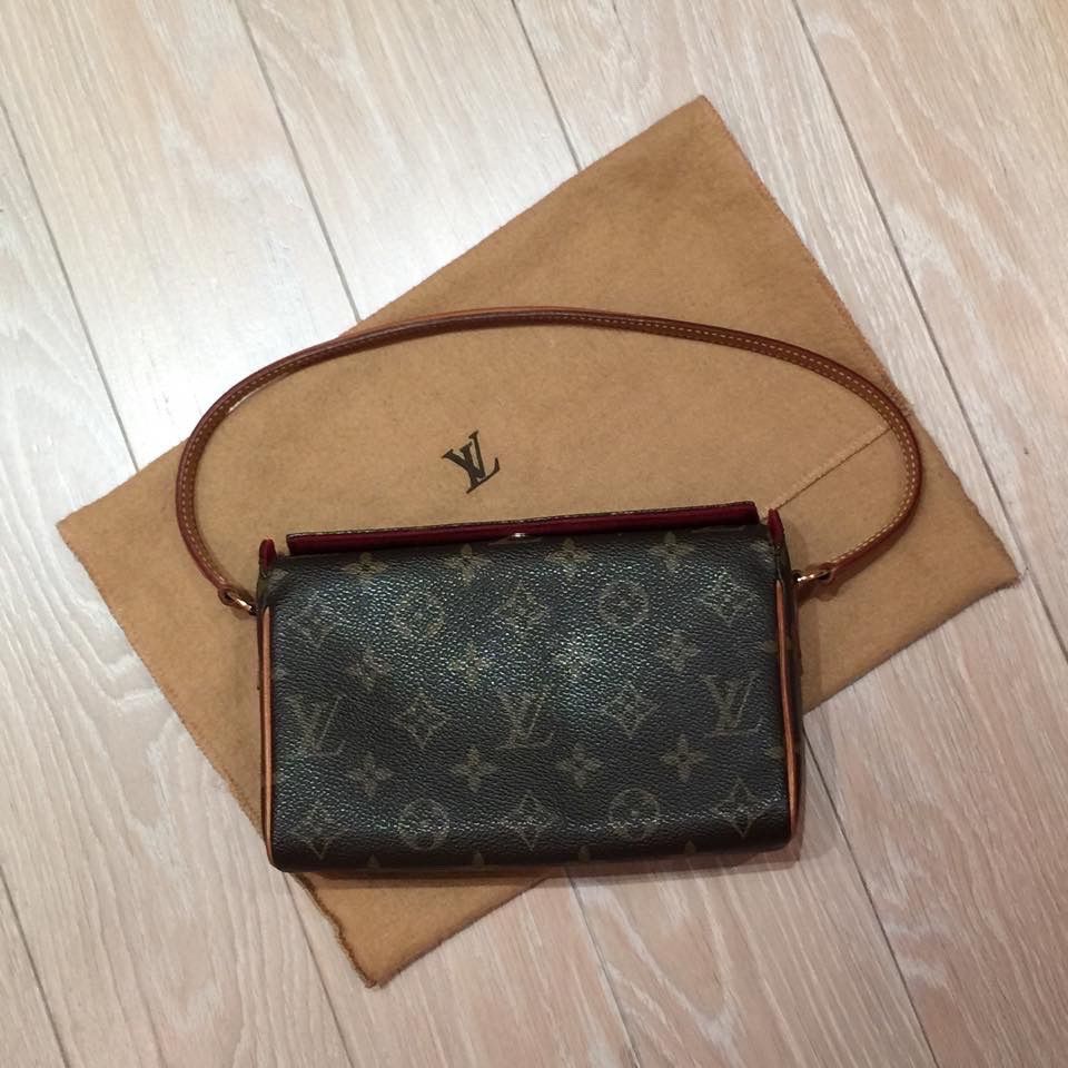 Louis Vuitton Borse da donna: Louis Vuitton Clutch Purse Bag Tasche – Nuovo (secondo la descrizione) da Ebmatingen venduto da dartim 1