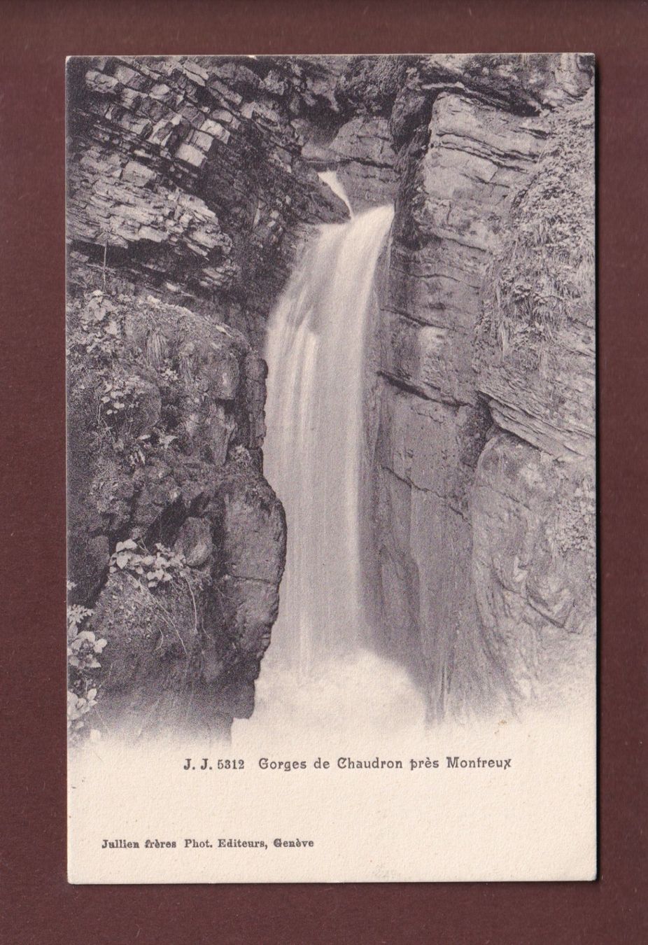 Cartoline postali: Gorges du CHAUDERON près Montreux – Usato da Pully venduto da nicecards