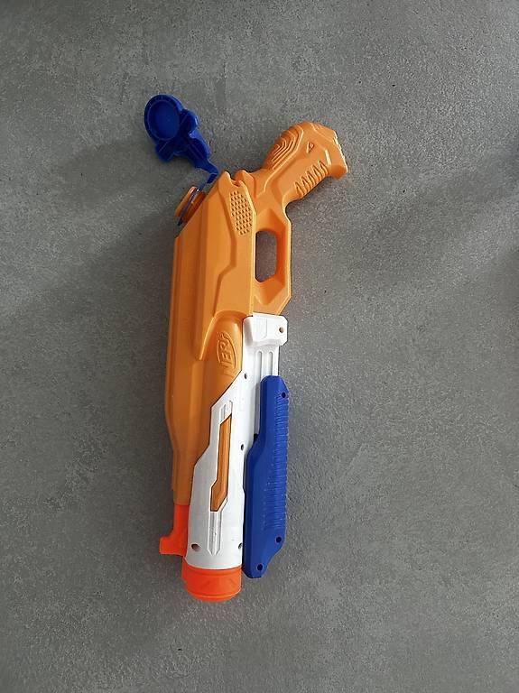 Spielzeuge: Nerf Double Drench – Gebraucht aus Dübendorf von mai_9gpv