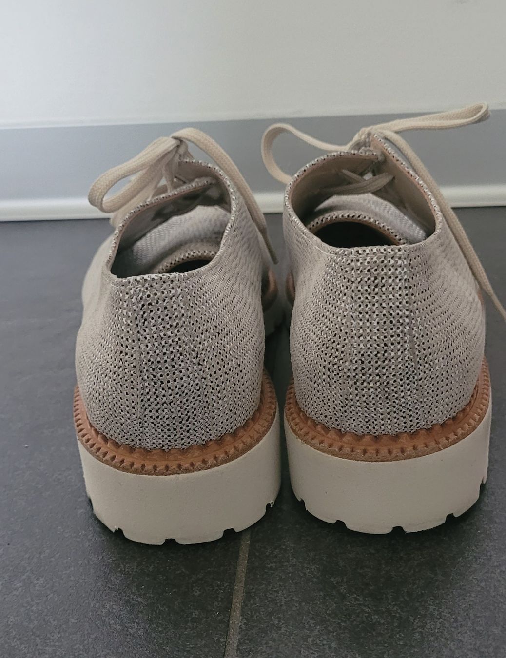 Brunate Scarpe da donna: Mocassins à lacets Brunate pointure 37 – Usato da Sion venduto da likaloba 2