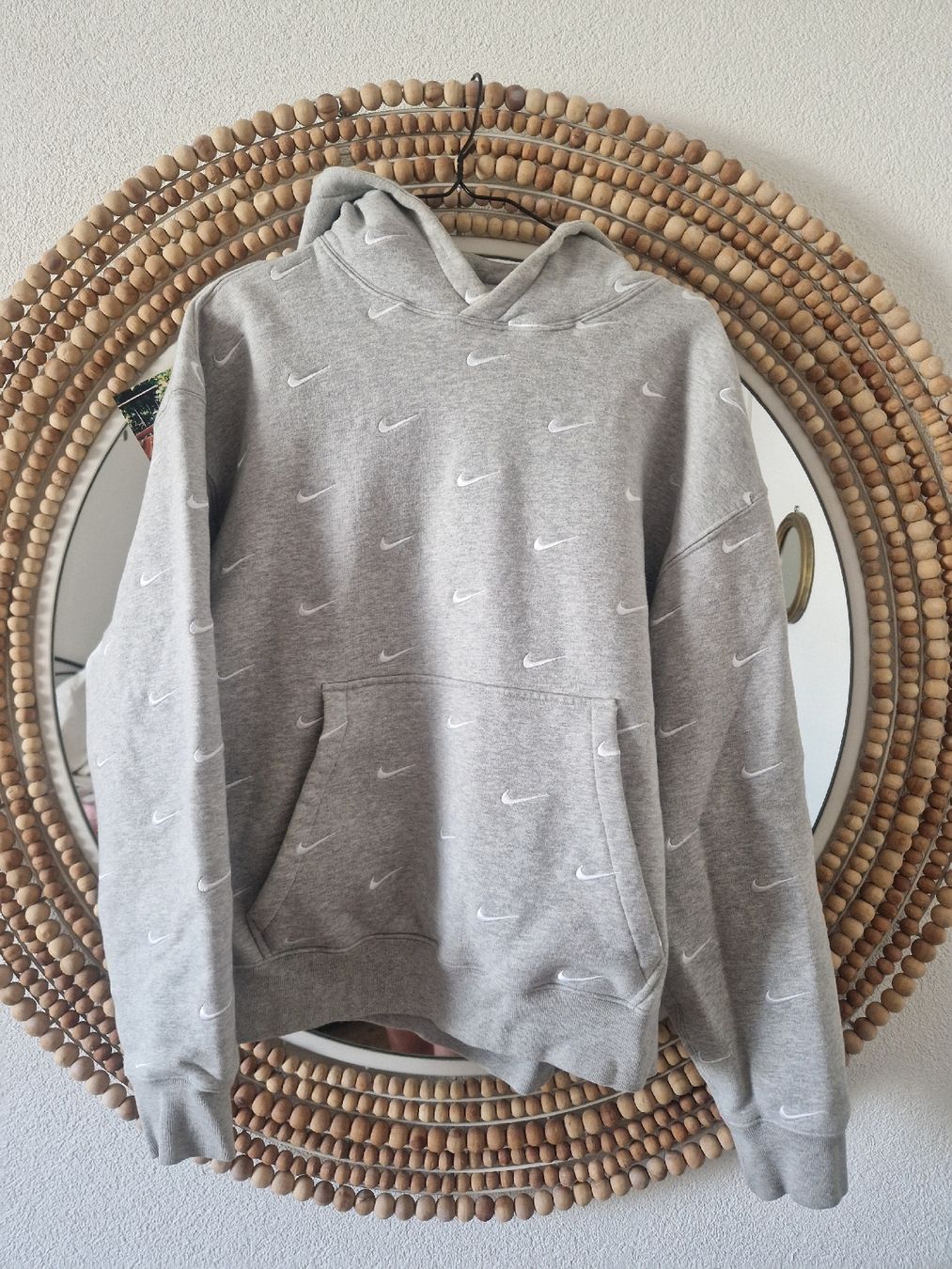 Nike Pullover & Sweatshirts: Hoodie Nike gris oversize avec logos - Taille M – Neu (gemäss Beschreibung) aus Denges von elo_2zgb 1