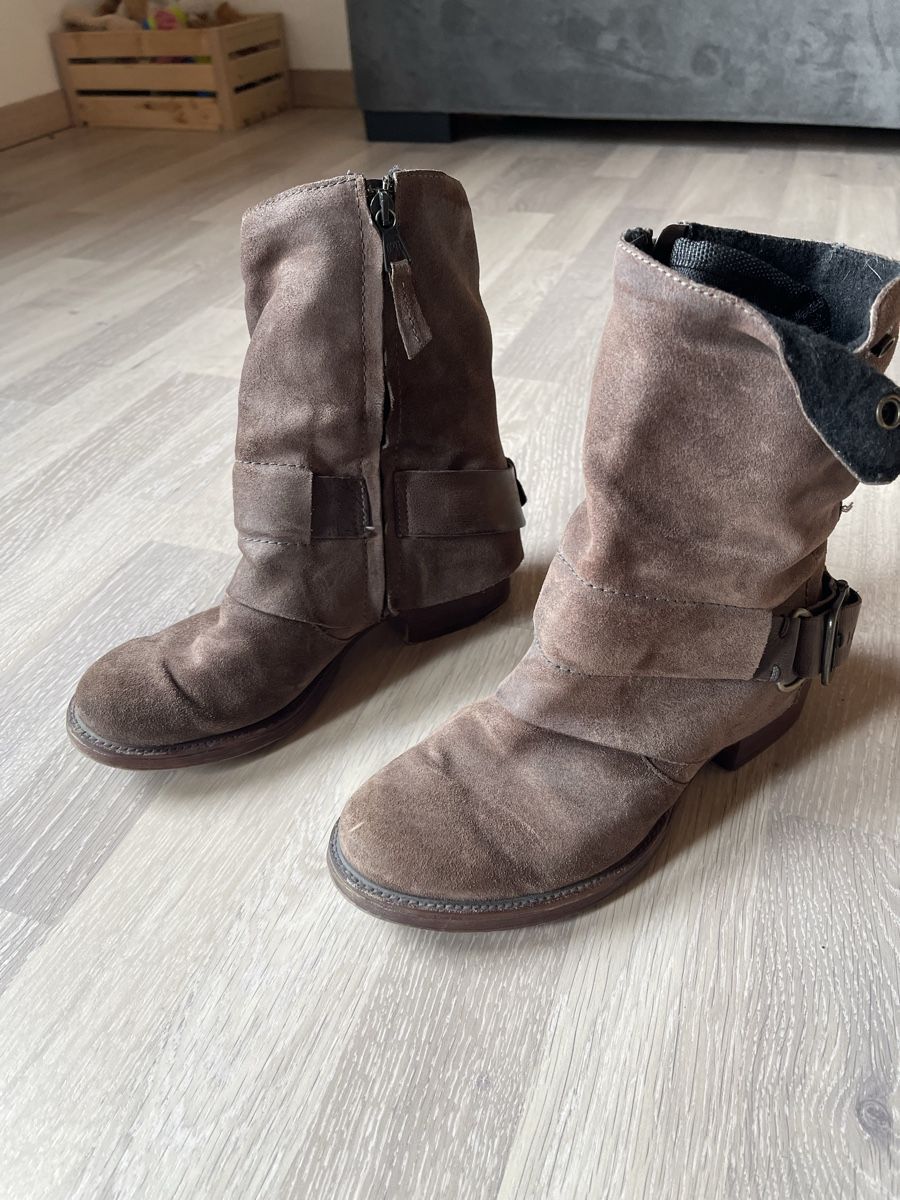Scarpe da donna: Bottines hiver femme – Usato da Chêne-Pâquier venduto da ofly_1987 2