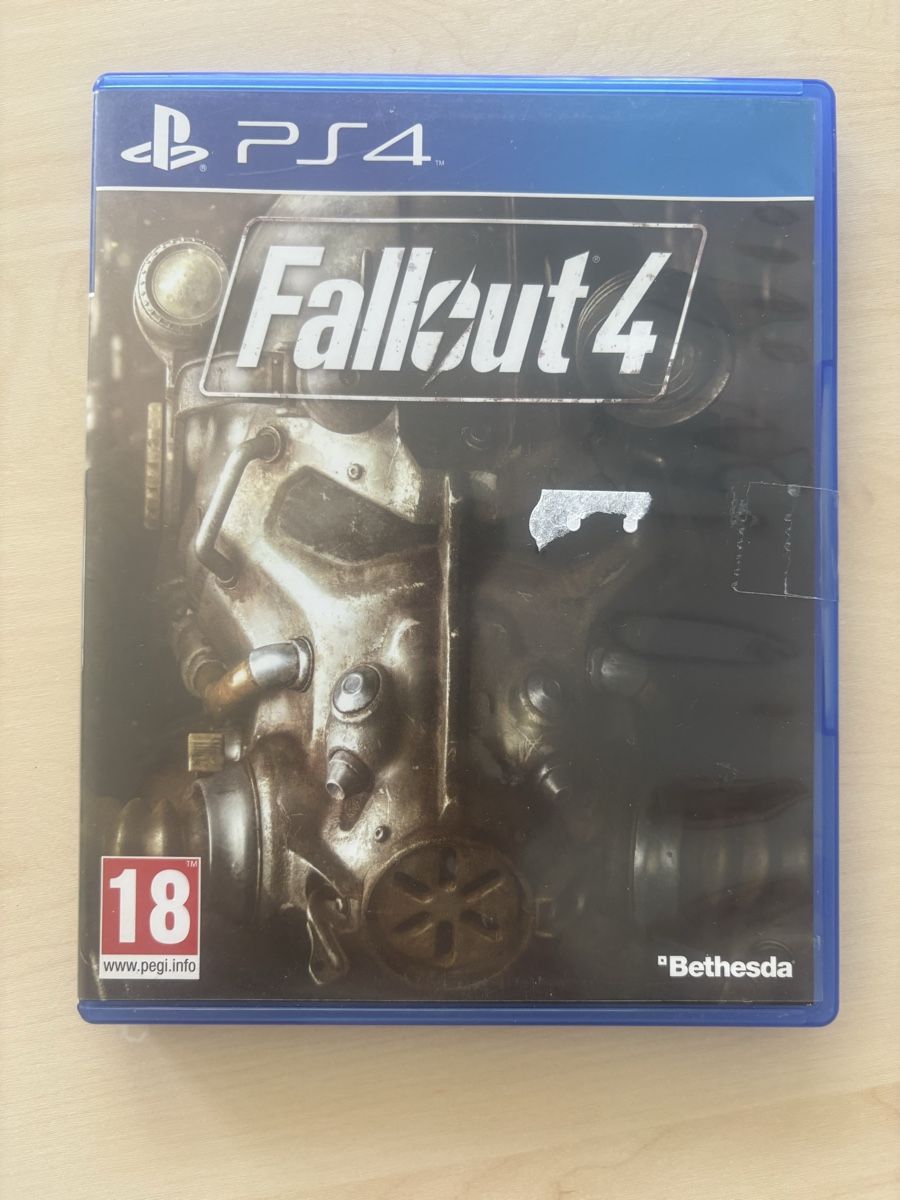 Sony Jeux: Fallout 4 - PS4 - Guter Zustand  – D'occasion à Burgdorf par iur_6898