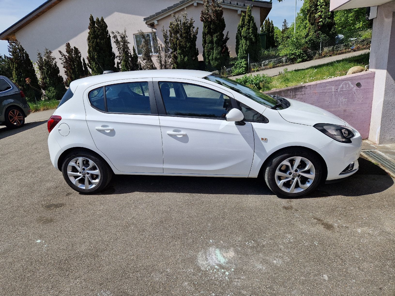 Opel Automobili: Opel Corsa E 1.0l – Usato da Grenchen venduto da Tanaj 1