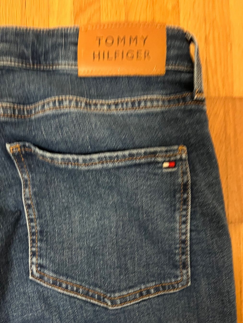 Tommy Hilfiger Jeans: Tommy Hilfiger Jeans Damen 28/32 – Nuovo (secondo la descrizione) da Jona venduto da Good_luck_ 8