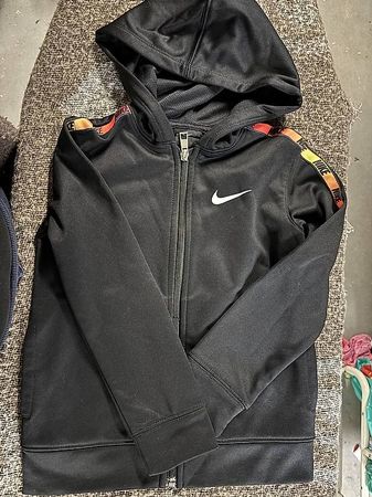 Nike Sport Jacke 104-110
