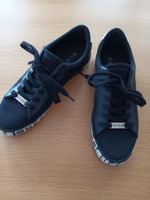 schöne sneakers von guess neuwertig