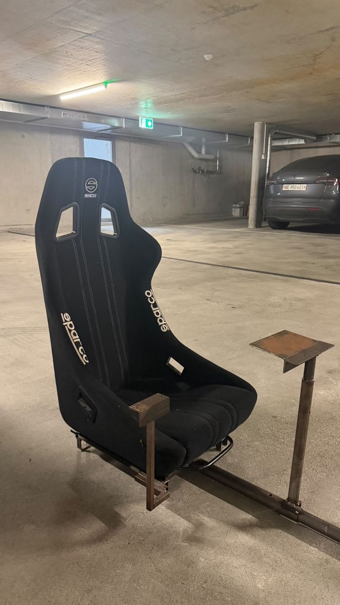 Controller: Siège baquet Sparco avec support simulateur  – Gebraucht aus Biel/Bienne von ade_h7fh