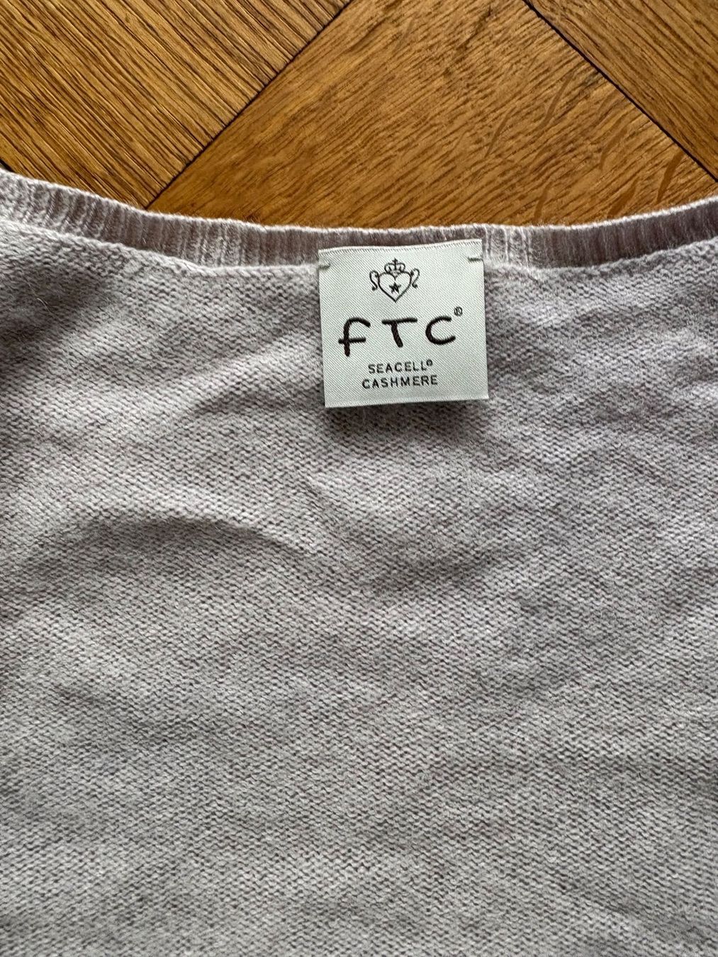 FTC Jacken: Strickjacke von FTC Cashmere Gr. XS – Gebraucht aus Zürich von triangular 5