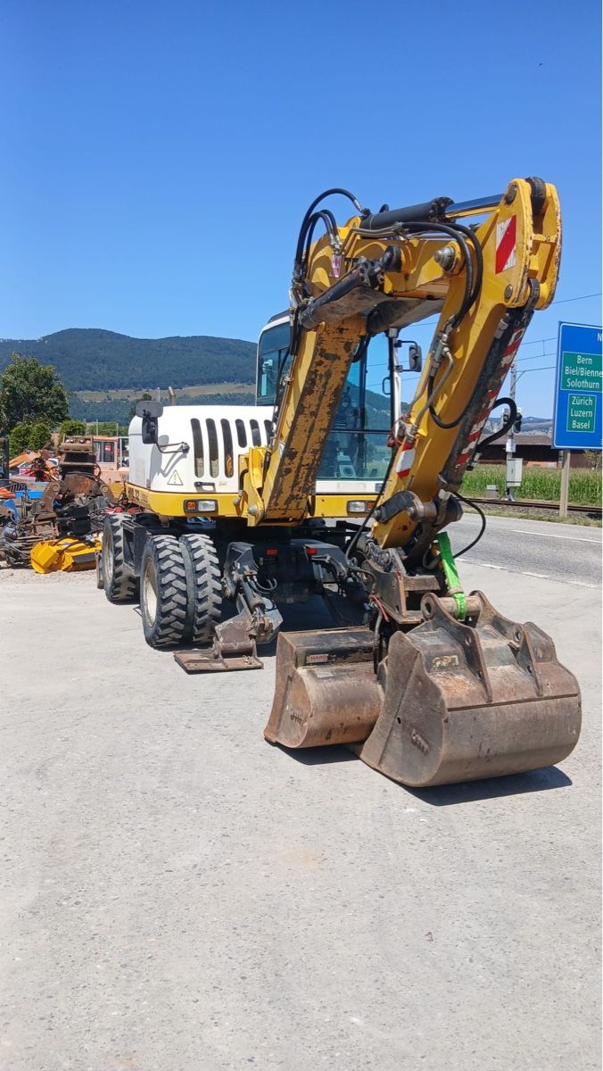 Excavateurs: Pneu Bagger Schäff HML 32 – D'occasion à Niederbipp par baggerch 3