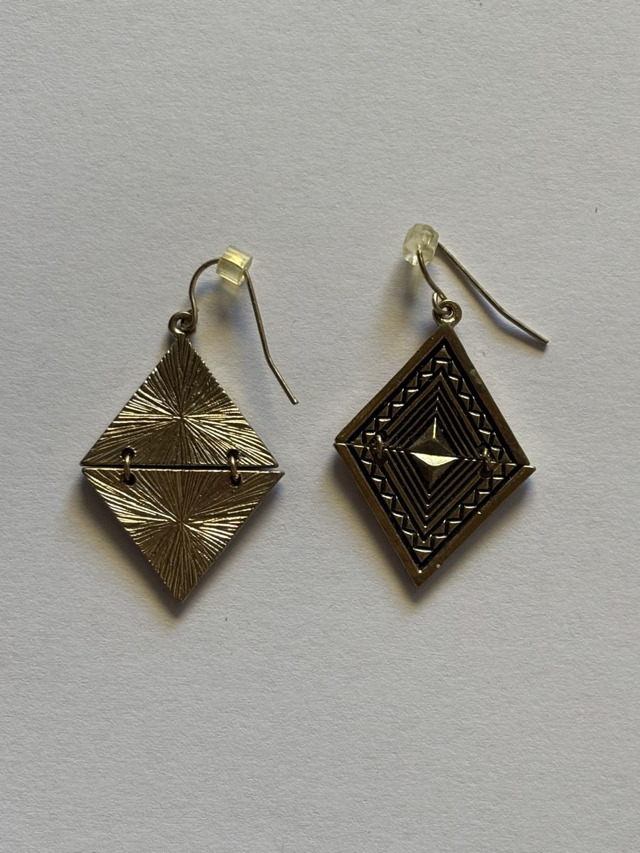 Boucles d'oreille: Ohrringe gold/schwarz – D'occasion à Nürensdorf par ali_qyh6 1