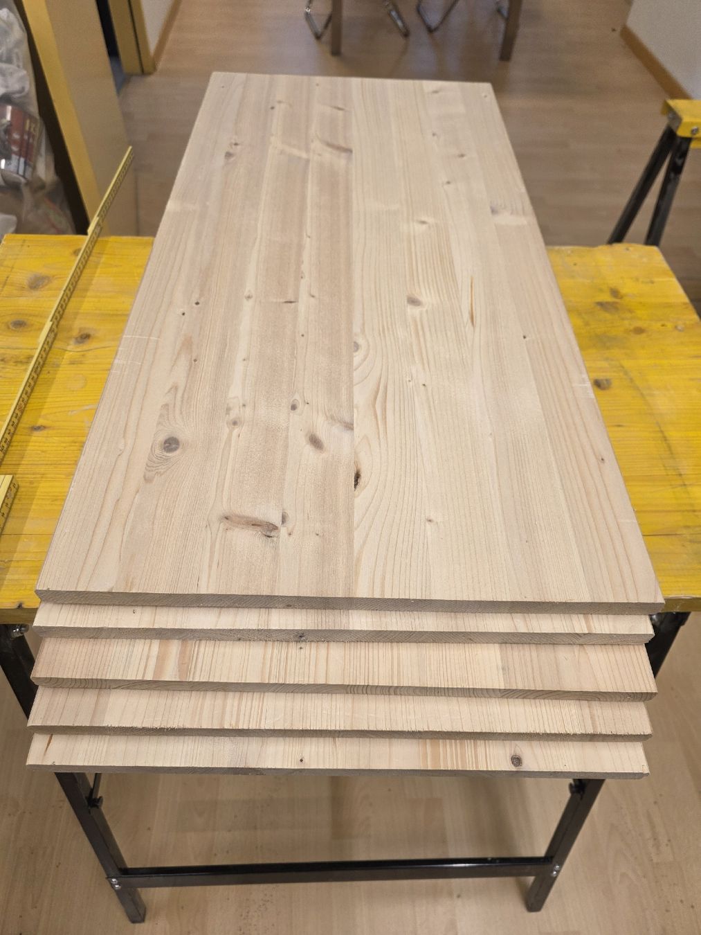 Articoli in legno: 5 Stück Regal Holzplatten 80x40x18cm – Nuovo (secondo la descrizione) da Zürich venduto da auctionhero
