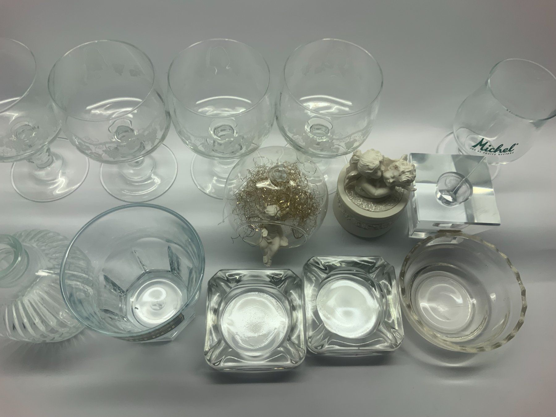 Bicchieri: 13-teiliges Glas- und Deko-Konvolut – Usato da Rickenbach LU venduto da Spalierelger 2