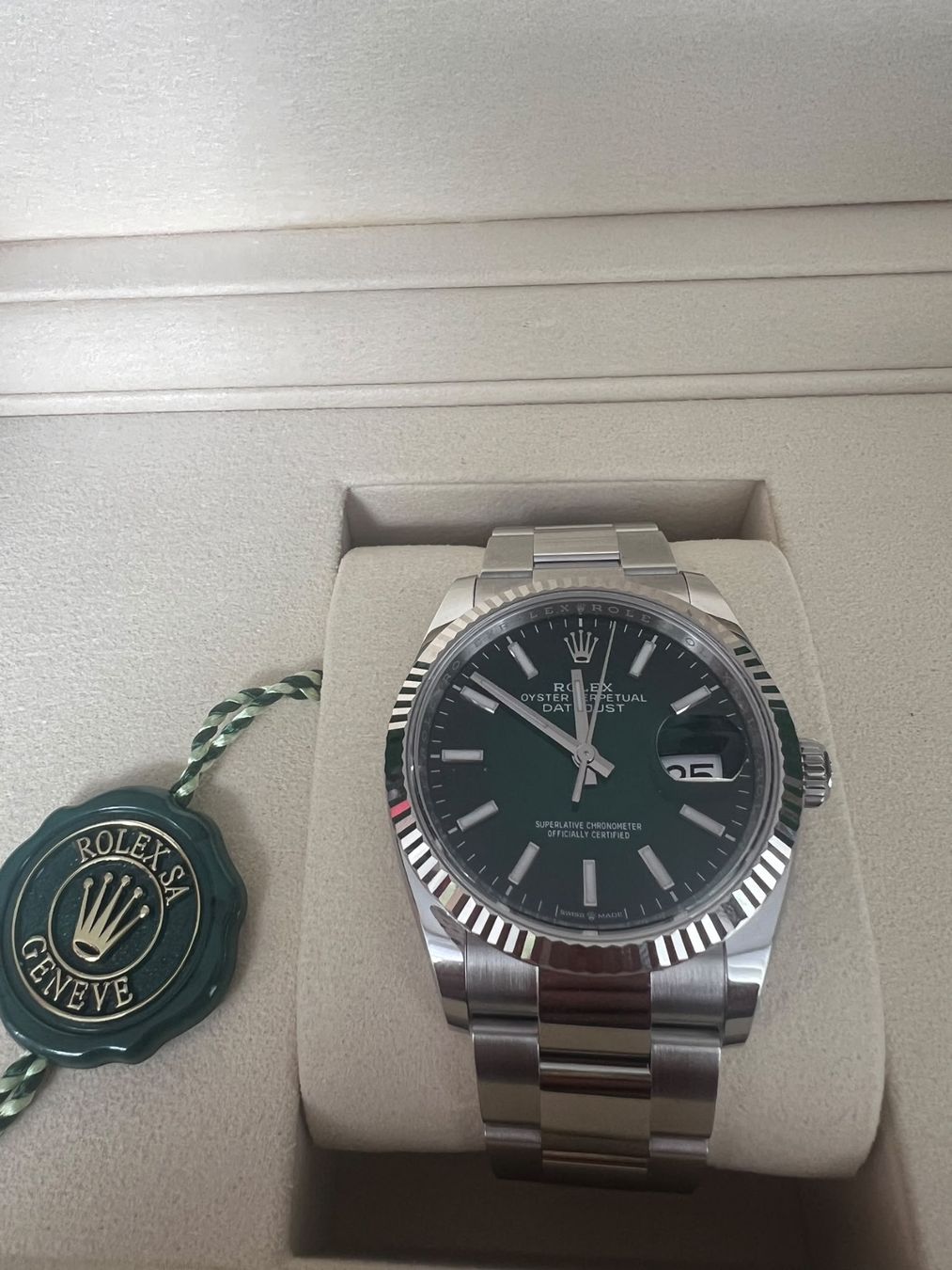 Rolex Uhren: Rolex Datejust 36 OMBRE DIAL – Neu und originalverpackt aus Root von M.Ad1 2