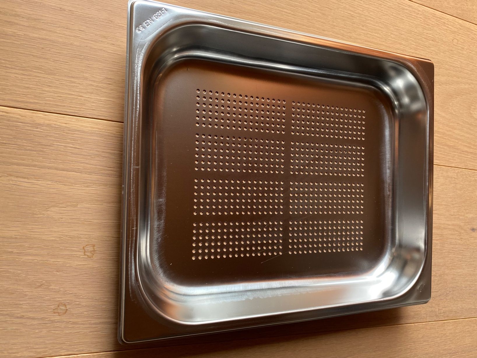 Teglie da forno: Steamer Garschale gelocht GN1/2 – Nuovo e nell'imballaggio originale da Bremgarten AG venduto da 2N1