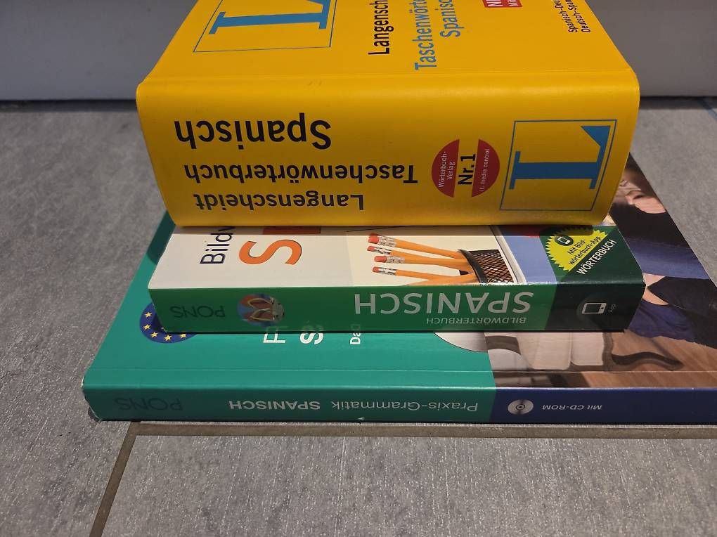 Livres: Spanisch Lernbücher – Neuf (Voir description) à Ottenbach par RaRo 3