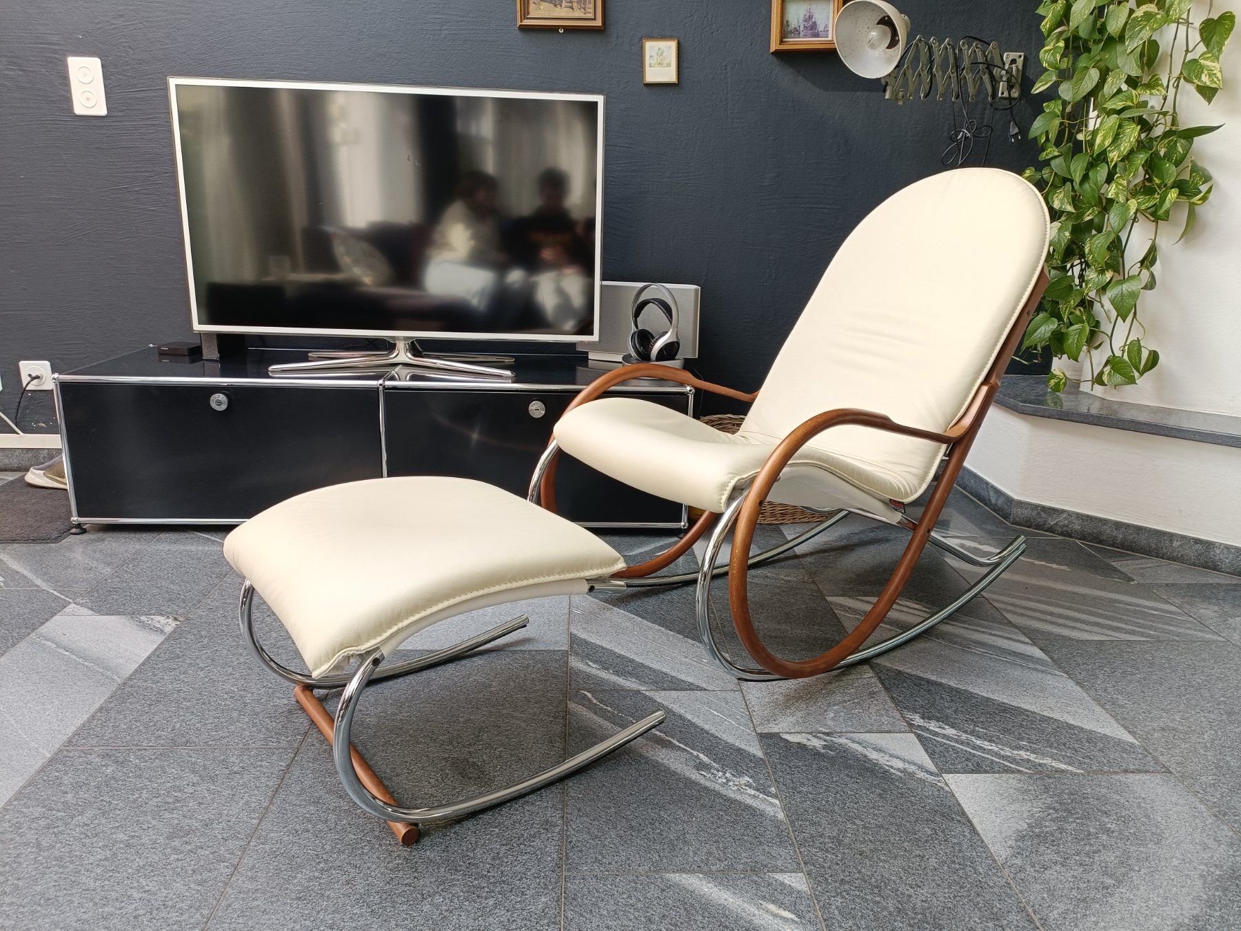 Strässle Poltrone: Strässle Nonna Schaukelstuhl + Hocker – Usato da Schmitten FR venduto da oldtimer82