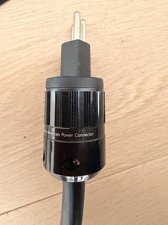 Amplificatori: Audioquest Powerquest 505 – Usato da Mont-sur-Lausanne venduto da Bluesix6 2