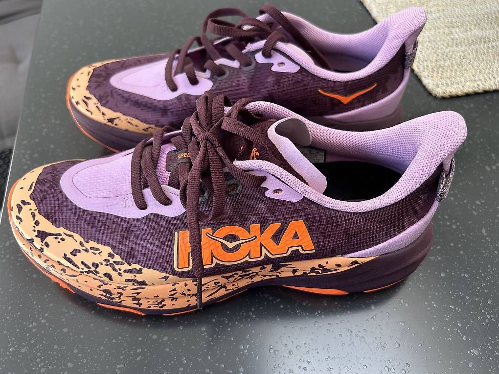 Scarpe da donna: HOKA, speedgoat 6, 40 – Usato da Le Landeron venduto da Cledou66