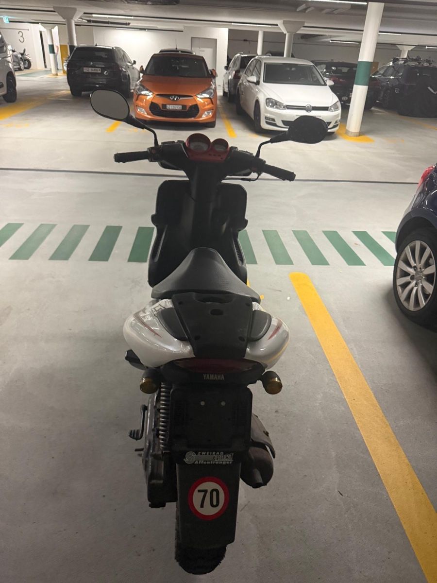 Yamaha Route: Roller Yamaha YQ50 – Défectueux à Brunnen par san_7gww 3