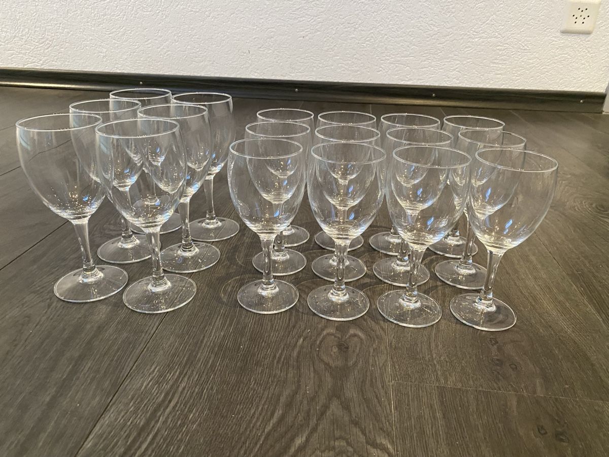 Bicchieri: 6 Rotwein und 12 Weissweingläser – Usato da Hägglingen venduto da Karin0802 3