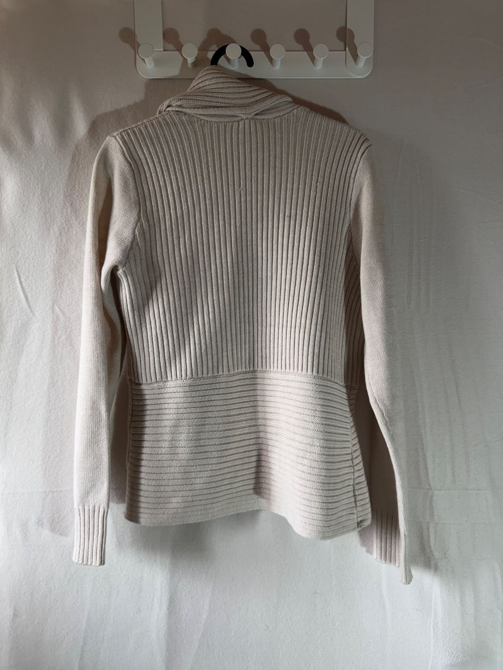 Jacken: Schöne Strickjacke Cardigan ca Gr.M – Gebraucht aus Grosswangen von second_hand_dress 5
