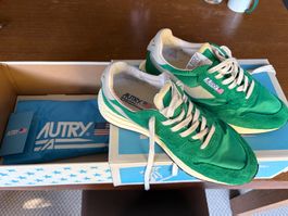 AUTRY The Reelwind Sneaker Grün Gr. 43