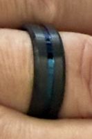 1 Stück Schwarzer Herren Ring mit blauem Streifen,Grösse -13