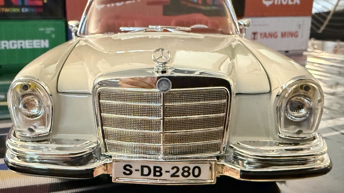 Mercedes-Benz Modellautos: Mercedes-Benz 280 SE Cabriolet – Neu (gemäss Beschreibung) aus Basel von Zomeg 5