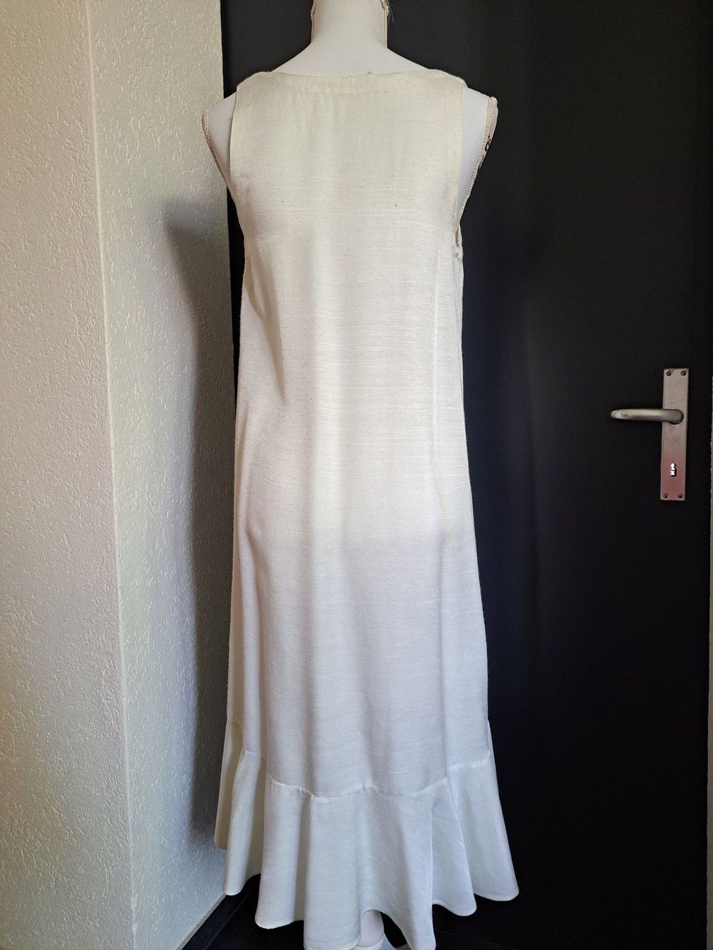 Vestiti: Robe élégante couleur crème taille 38 – Usato da Courrendlin venduto da Aheinza 1