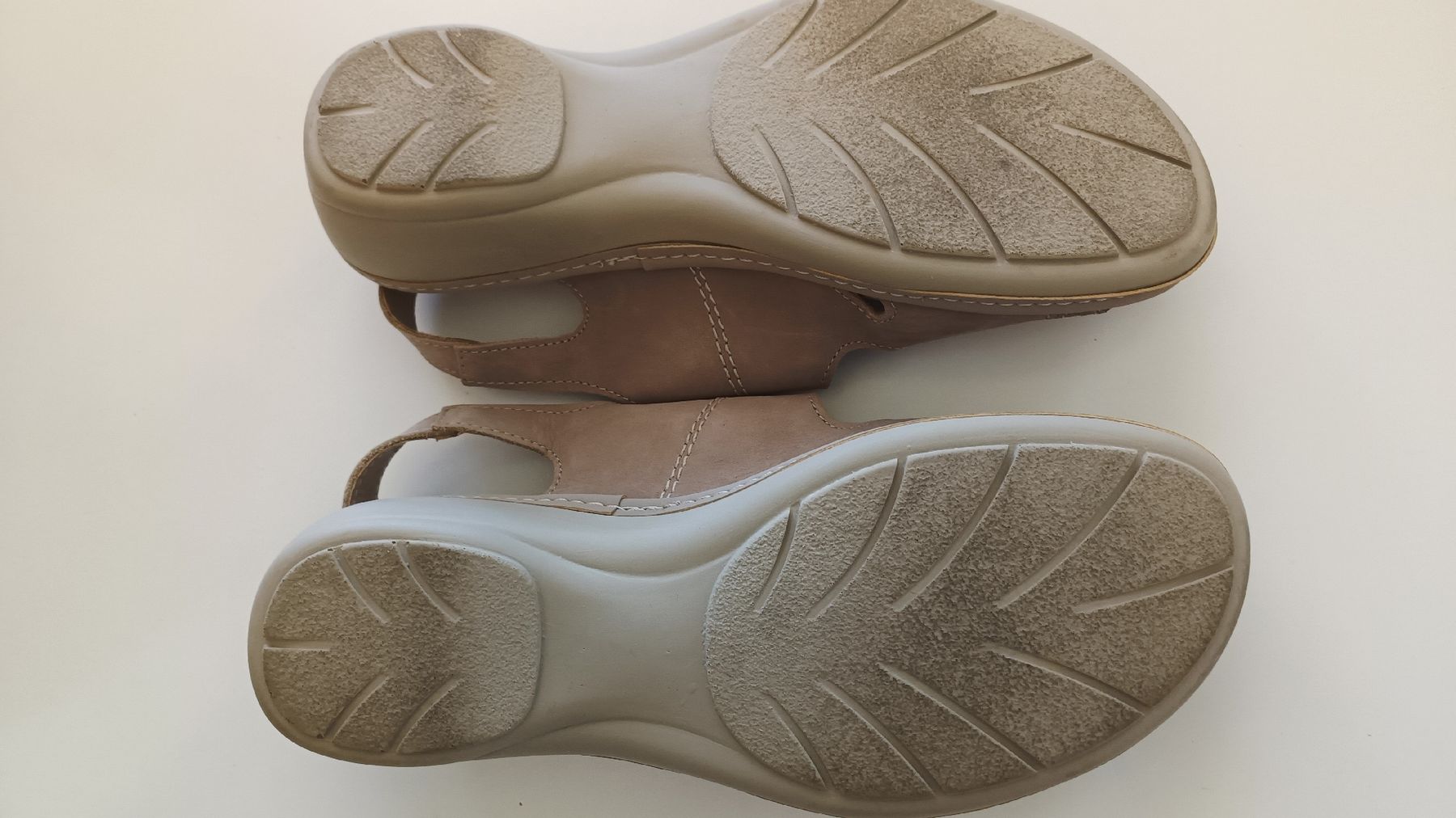 Scarpe da donna: Sandalen 39 beige – Usato da Villmergen venduto da toptip1970 2