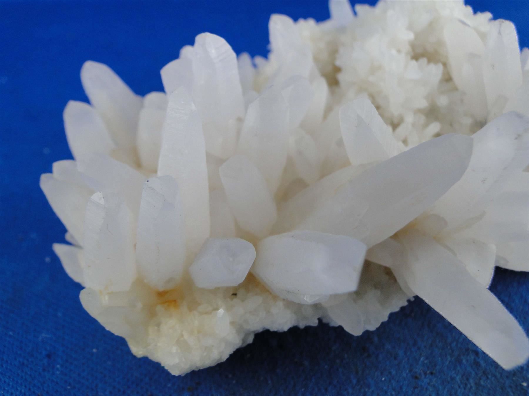 Minerali & Pietre curative: Bergkristall Mehrgenerationen – Usato da Schinznach Bad venduto da Demerald 1