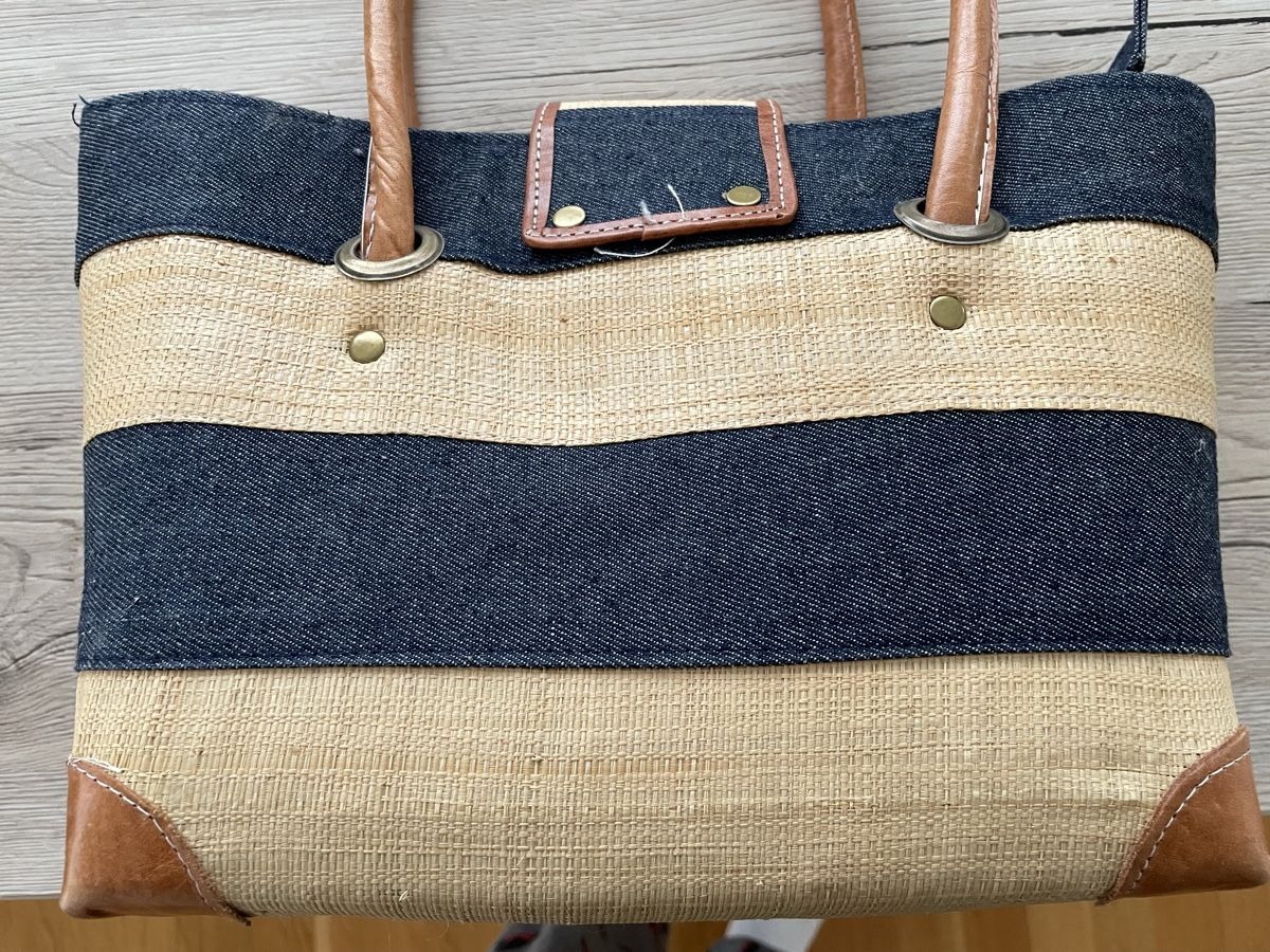 Borse da donna: Schicke Handtasche – Usato da Oberwil BL venduto da Petermib 3