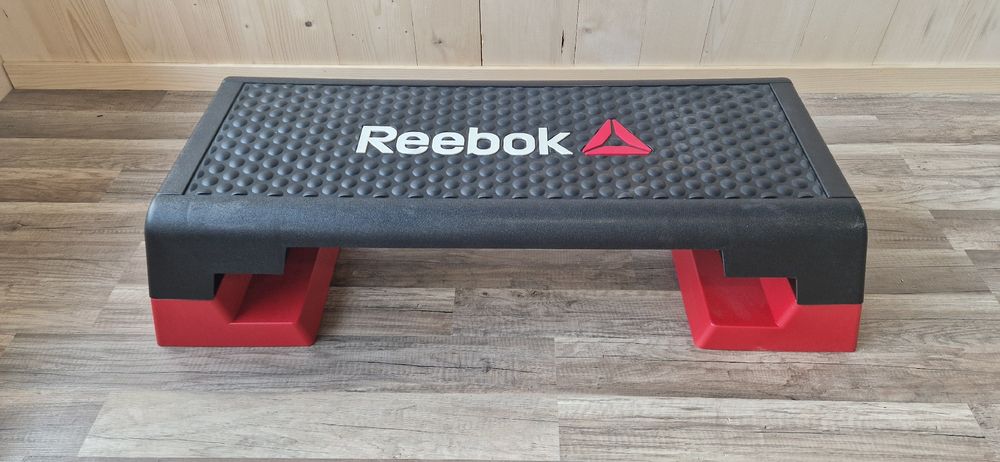 Step Reebok (D'occasion) à La Roche FR pour CHF 55 – avec livraison ...