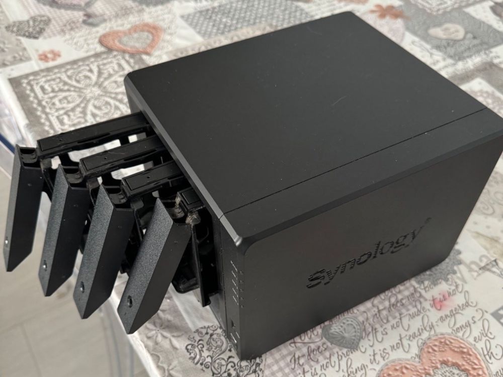 NAS Synology DS418 (Gebraucht) in Losone für CHF 250 – mit Lieferung ...