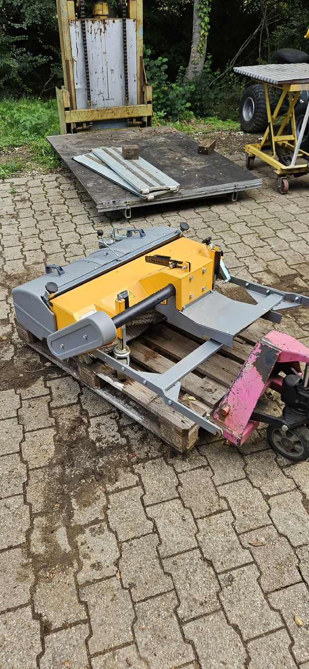Stiga Tutte le macchine: Balayeuse STIGA – Usato da Vich venduto da Max-Mechanics