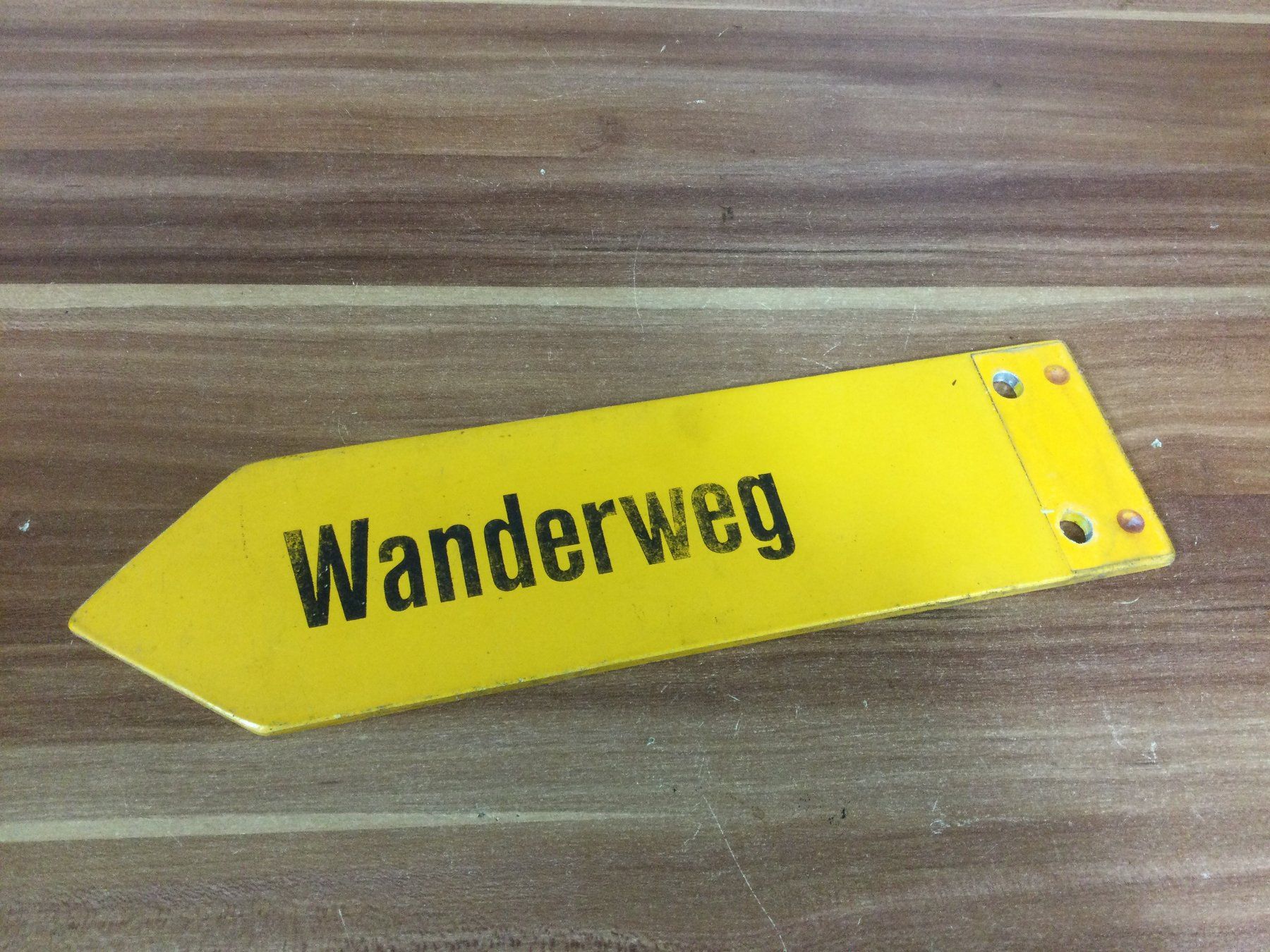 Insegne: Gebrauchtes Wanderwegschild für Geschenk oder Deko – Usato da Wangen SZ venduto da kuriosum12 3