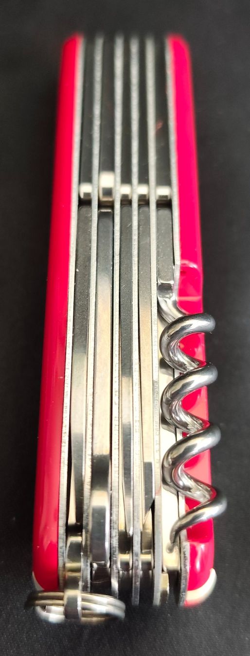 Victorinox Coltelli tascabile: Rotes Schweizer Taschenmesser. Ranger. Super Zustand – Nuovo (secondo la descrizione) da Thun venduto da Dl3604 3