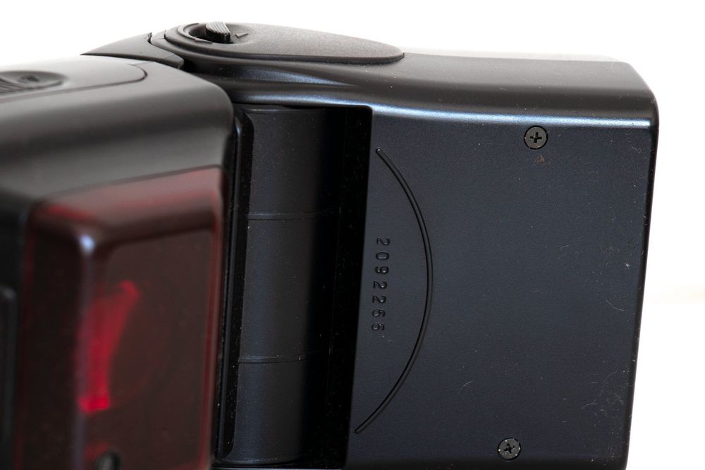NIKON SB24 Blitz Flash Blitzgerät SB24 Kaufen auf Ricardo