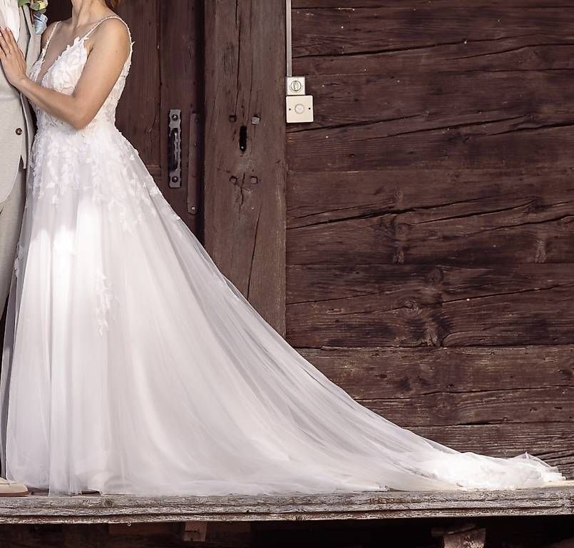 Vestiti: Wunderschönes Brautkleid der Traum in weiss – Usato da Sursee venduto da pat_k972 1