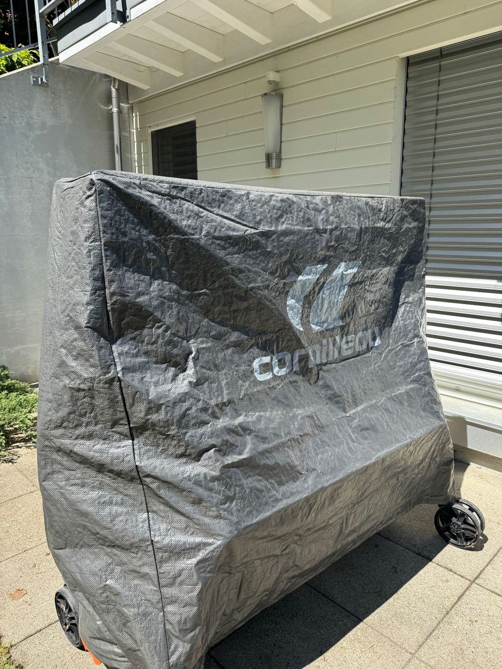 Cornilleau Tennis da tavolo: Table SUISSE EDITION CROSSOVER OUTDOOR – Usato da La Chaux-de-Fonds venduto da slishwardrobe 6