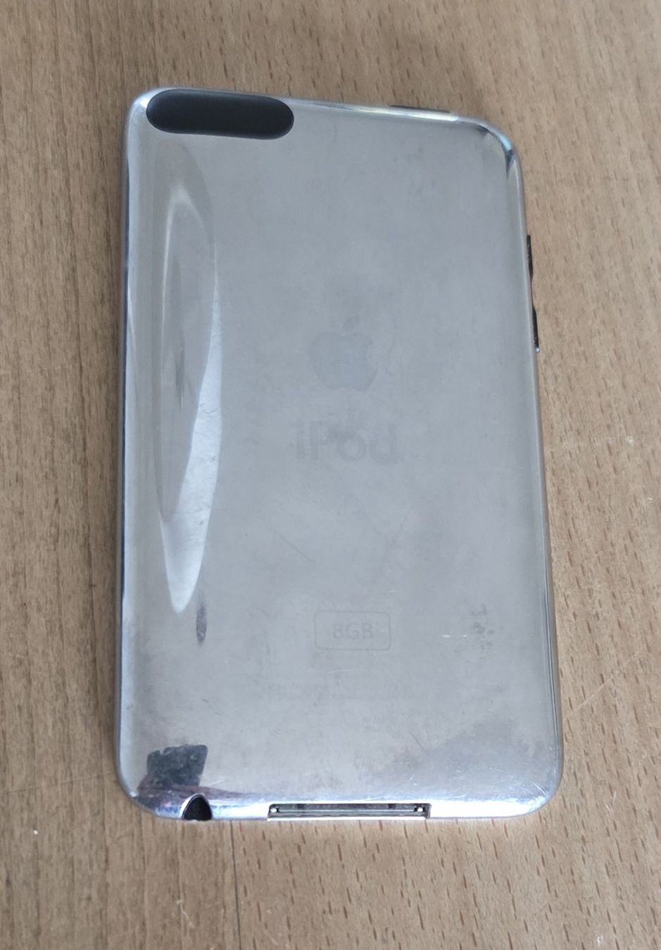 Apple Lettore multimediale portatile: Apple - IPod 2th Generation mit 8 GB - älteres Modell – Usato da Wangen b. Olten venduto da Five4 1