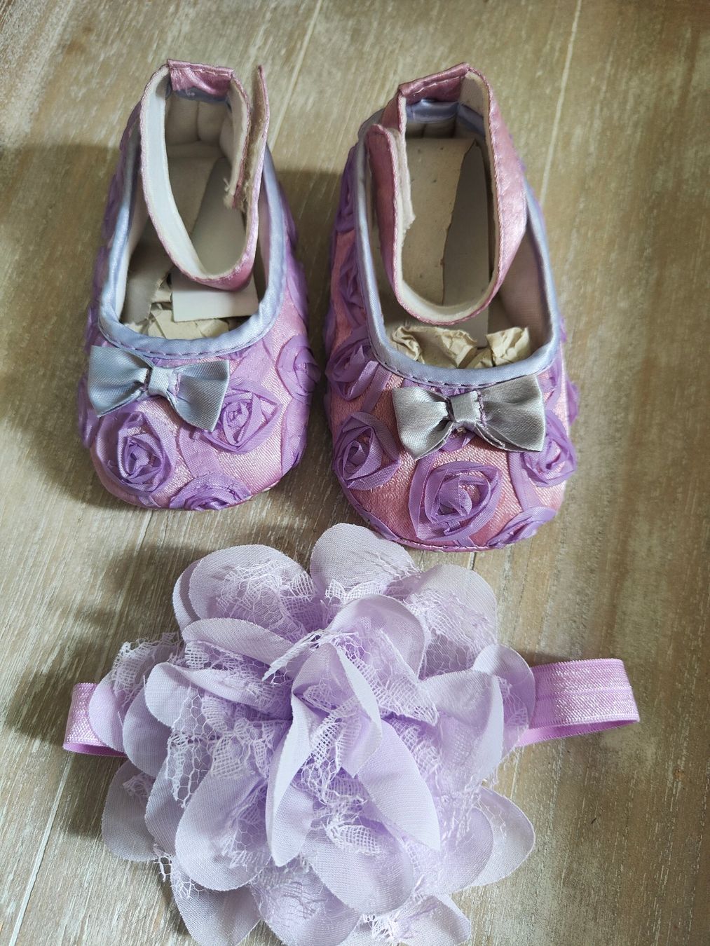 Chaussures garçon: Baby Schuhe Gr. 19  mit Haarband – Neuf (Voir description) à Hittnau par vanescott